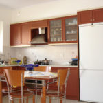 ΕΠΙΠΛΑ ΚΟΥΖΙΝΑΣ ΑΦΟΙ ΣΜΑΪΛΗ ημιμασίφ τελάρο